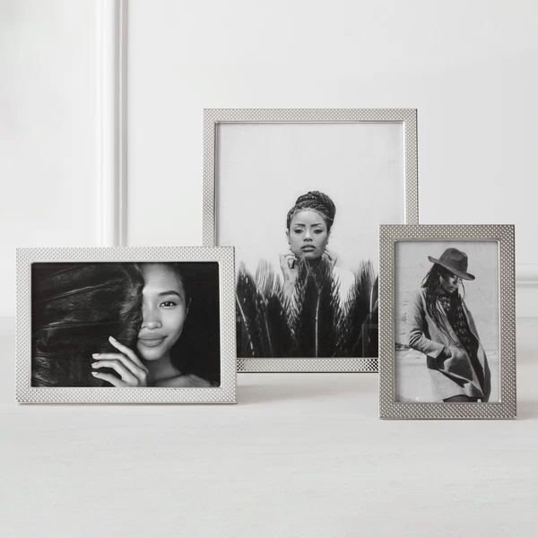 Merrit Frame 3 Merrit Frame