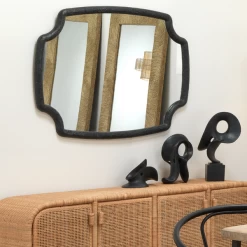 Obscure Object On Stand -Upholstery Shop webimage 160999645 160999650 160999644 2