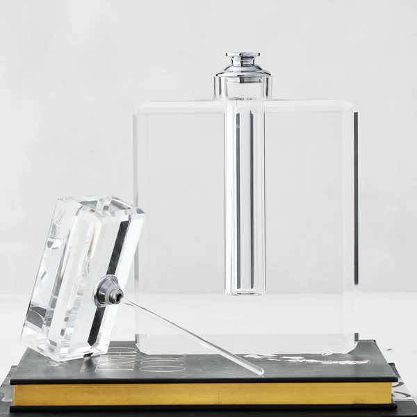 Harlow Perfume Bottle 5 Harlow Perfume Bottle - Image 3