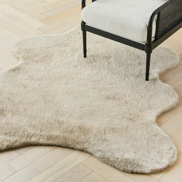 Lapin Animal Shaped Rug - Beige 3 Lapin Animal Shaped Rug - Beige